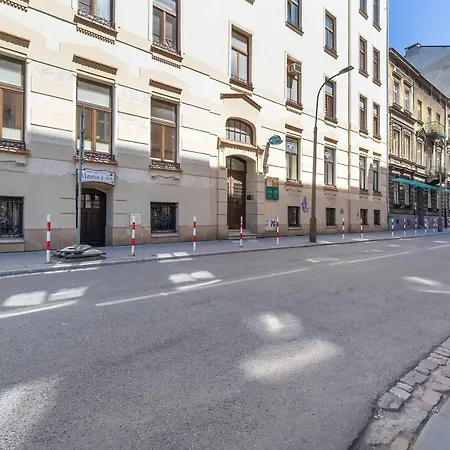 Charming With Mezzanine Near Old Town In Cracow By Renters * Kraków