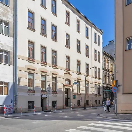 Appartement Charming With Mezzanine Near Old Town In Cracow By Renters Cracovie